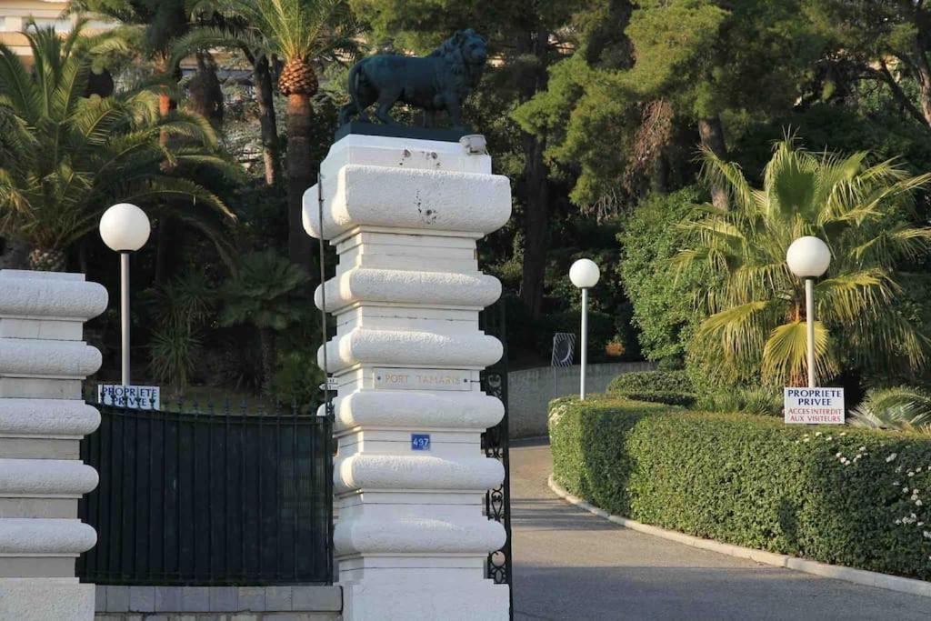 Le Titanic Apartamento La Seyne-sur-Mer Exterior foto